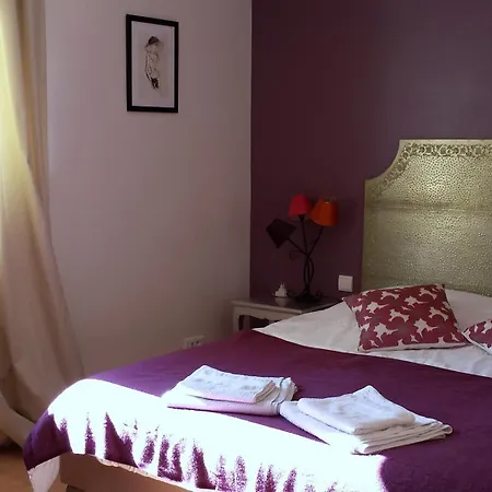 La Desirade D'hotes En Provence 3*