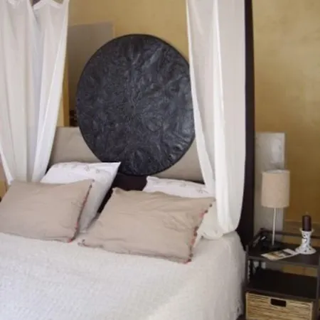 La Desirade D'hotes En Provence Hotel