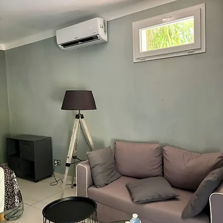 La Desirade D'hotes En Provence فندق 3*