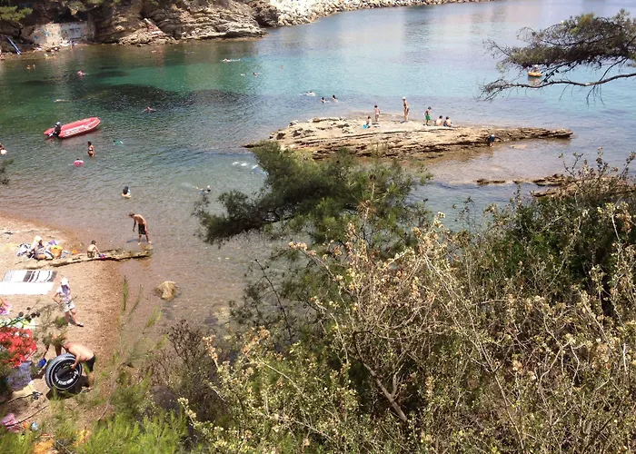 מלון La Desirade D'hotes En Provence